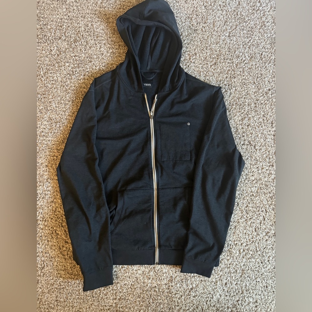 Vuori Coronado Hoodie. Men’s. Medium. Black. Worn a few times.